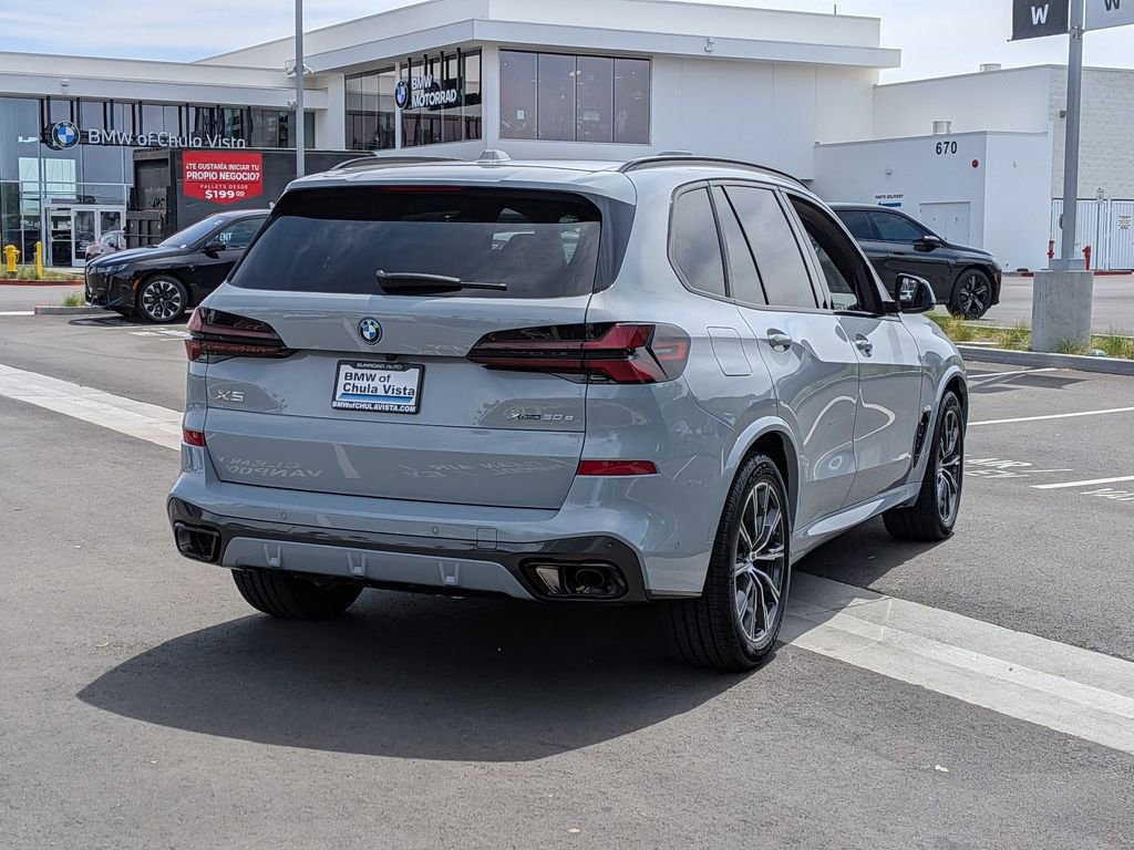 New 2026 BMW X5 xDrive50e image 6