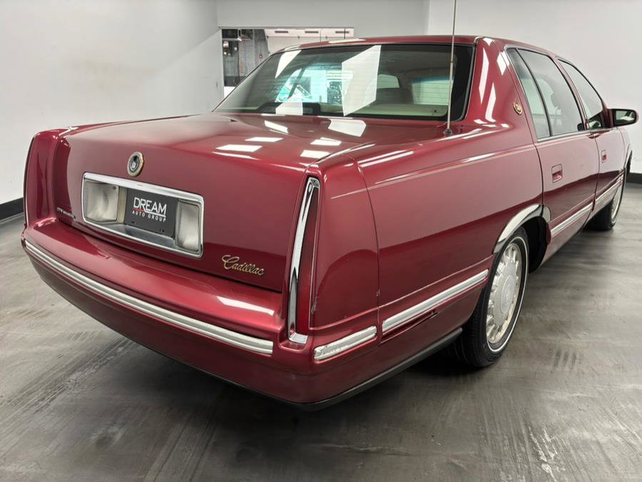 Used 1997 Cadillac De Ville Sedan w/ Comfort/Convenience Pkg image 8