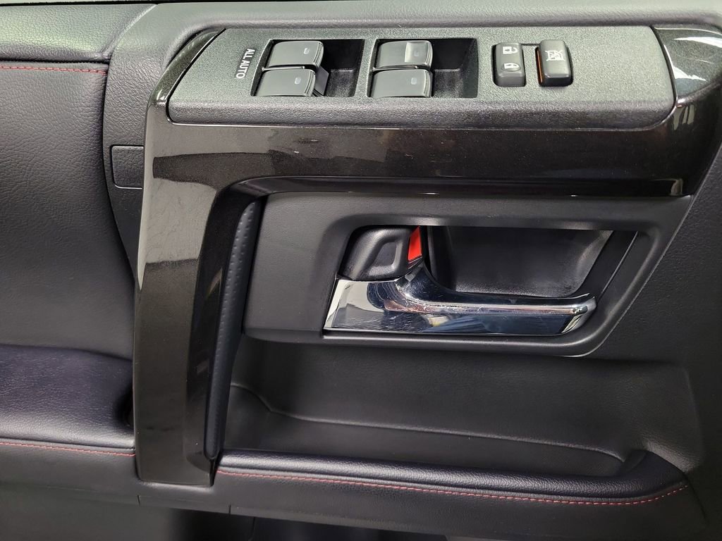 Used 2022 Toyota 4Runner TRD Off-Road Premium image 18