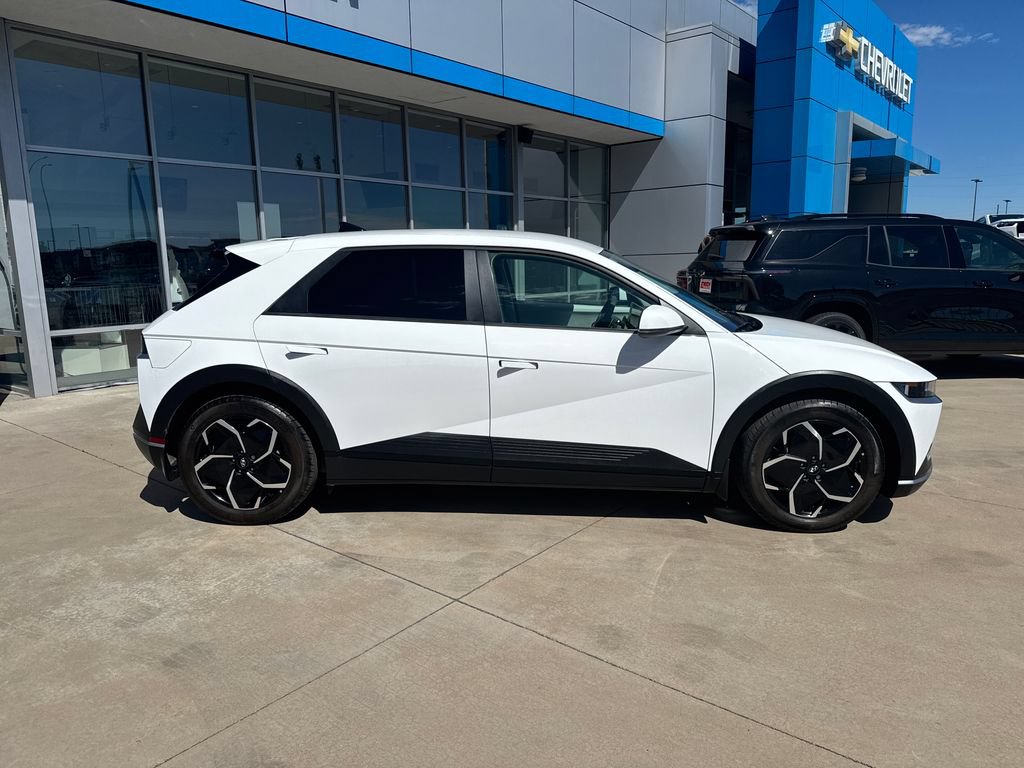 Used 2024 Hyundai Ioniq 5 SE AWD/4WD image 6