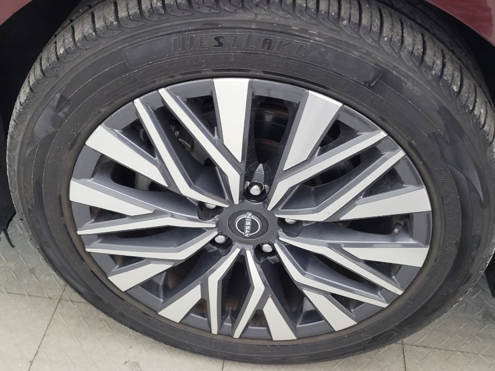Used 2024 Nissan Altima 2.5 SV image 31