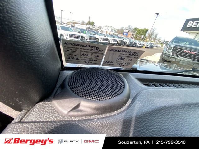 Used 2016 Jeep Wrangler Unlimited Sahara w/ Dual Top Group image 27