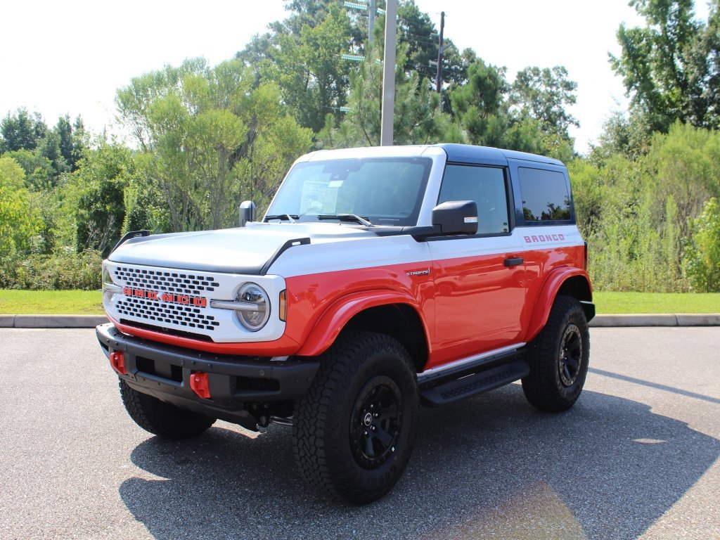 New 2025 Ford Bronco Stroppe Edition image 2