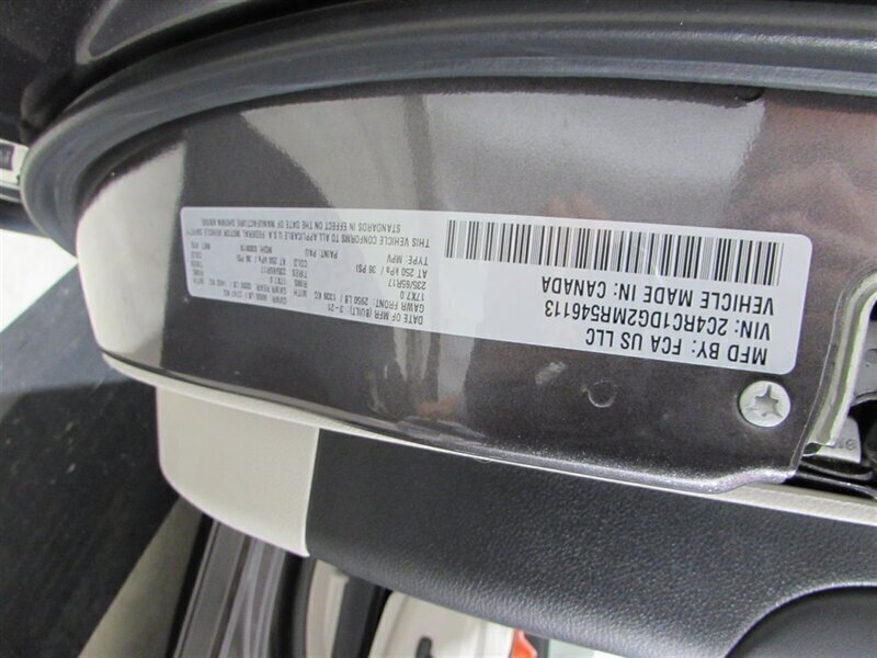 Used 2021 Chrysler Voyager Lxi image 64