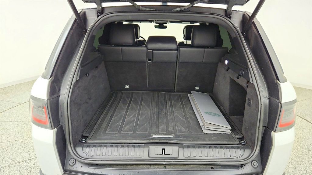 Used 2018 Land Rover Range Rover Sport SE AWD/4WD image 25