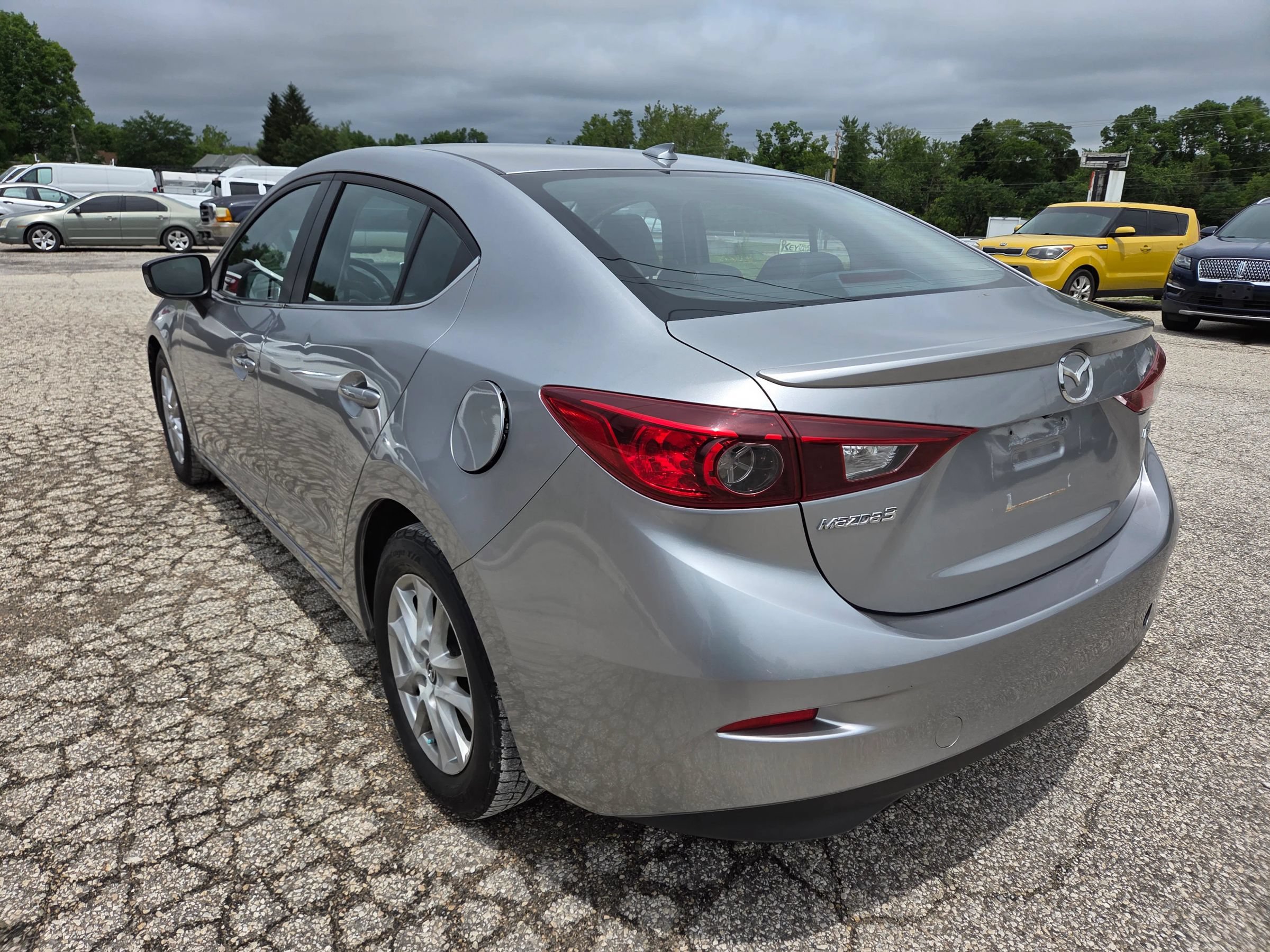 Used 2014 MAZDA MAZDA3 i Grand Touring FWD image 6