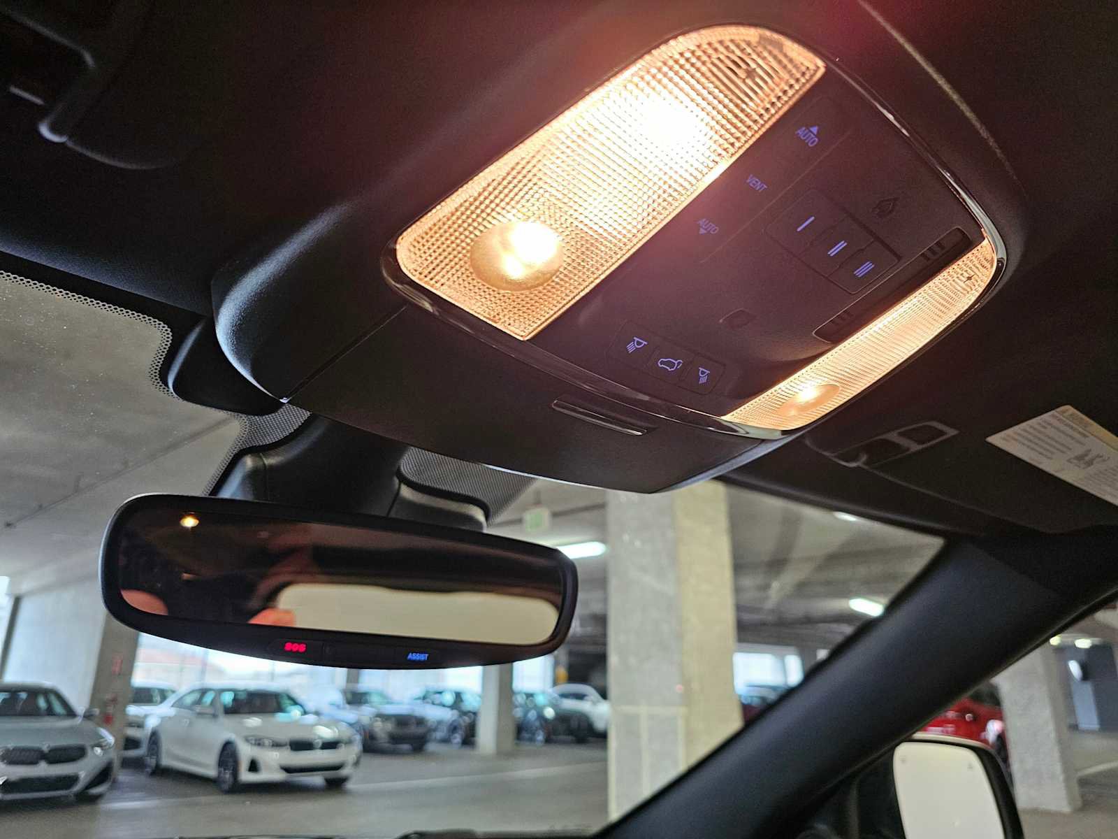 Used 2021 Jeep Grand Cherokee Laredo X image 23