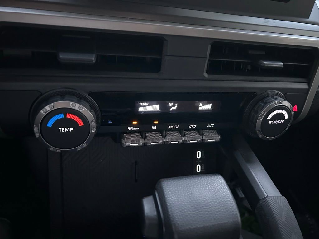 Certified 2024 Toyota Tacoma SR5 AWD/4WD image 26