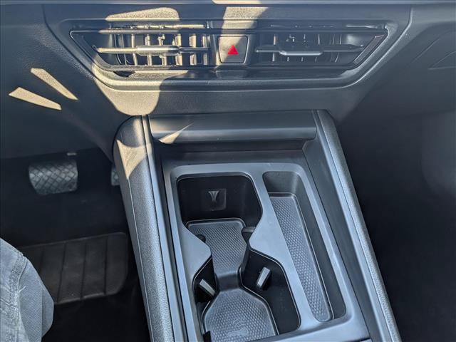 Certified 2025 Volkswagen Tiguan SE AWD/4WD image 32