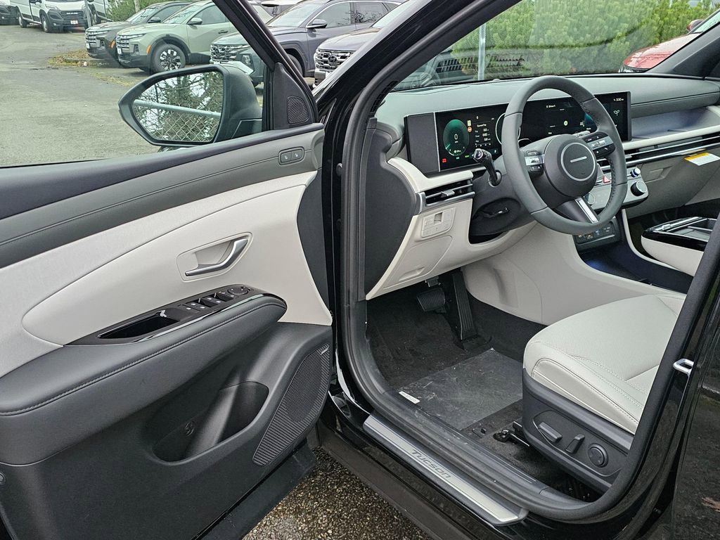 New 2026 Hyundai Tucson Limited w/ Tow & Go Package image 17