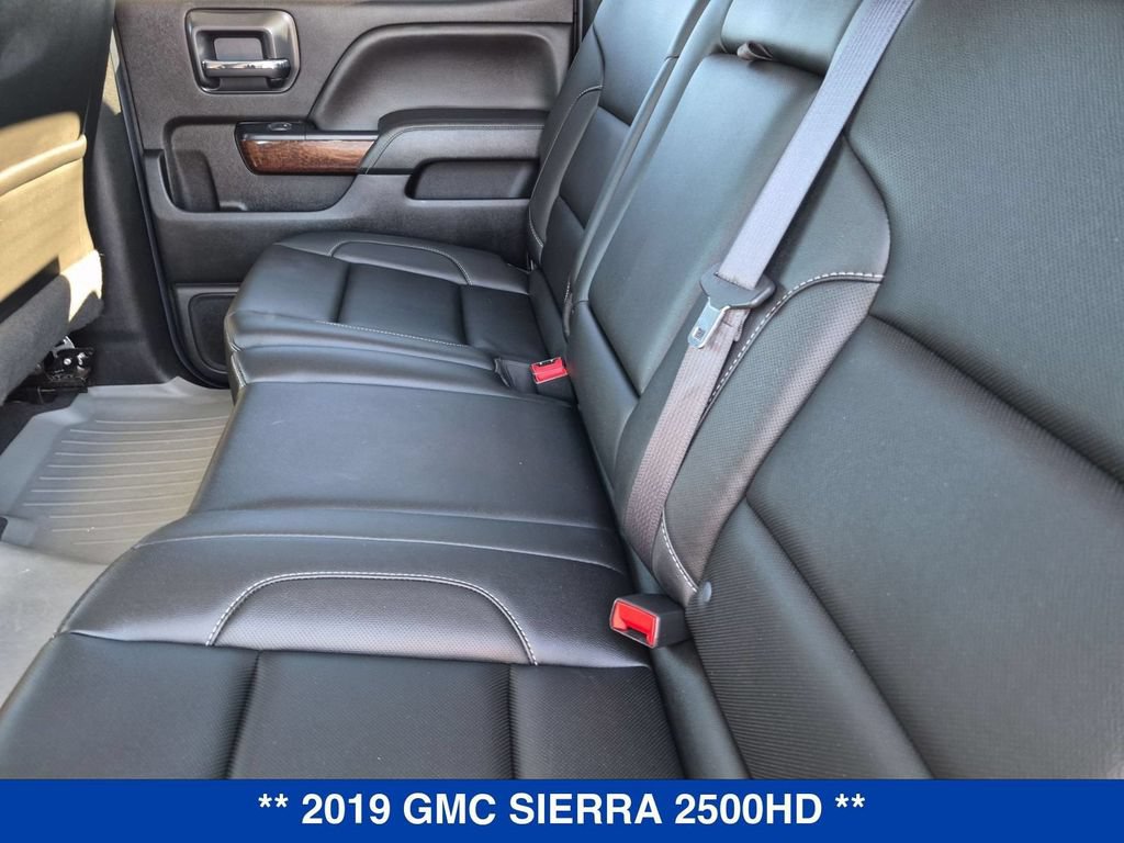 Used 2019 GMC Sierra 2500 SLT w/ Duramax Plus Package AWD/4WD image 15