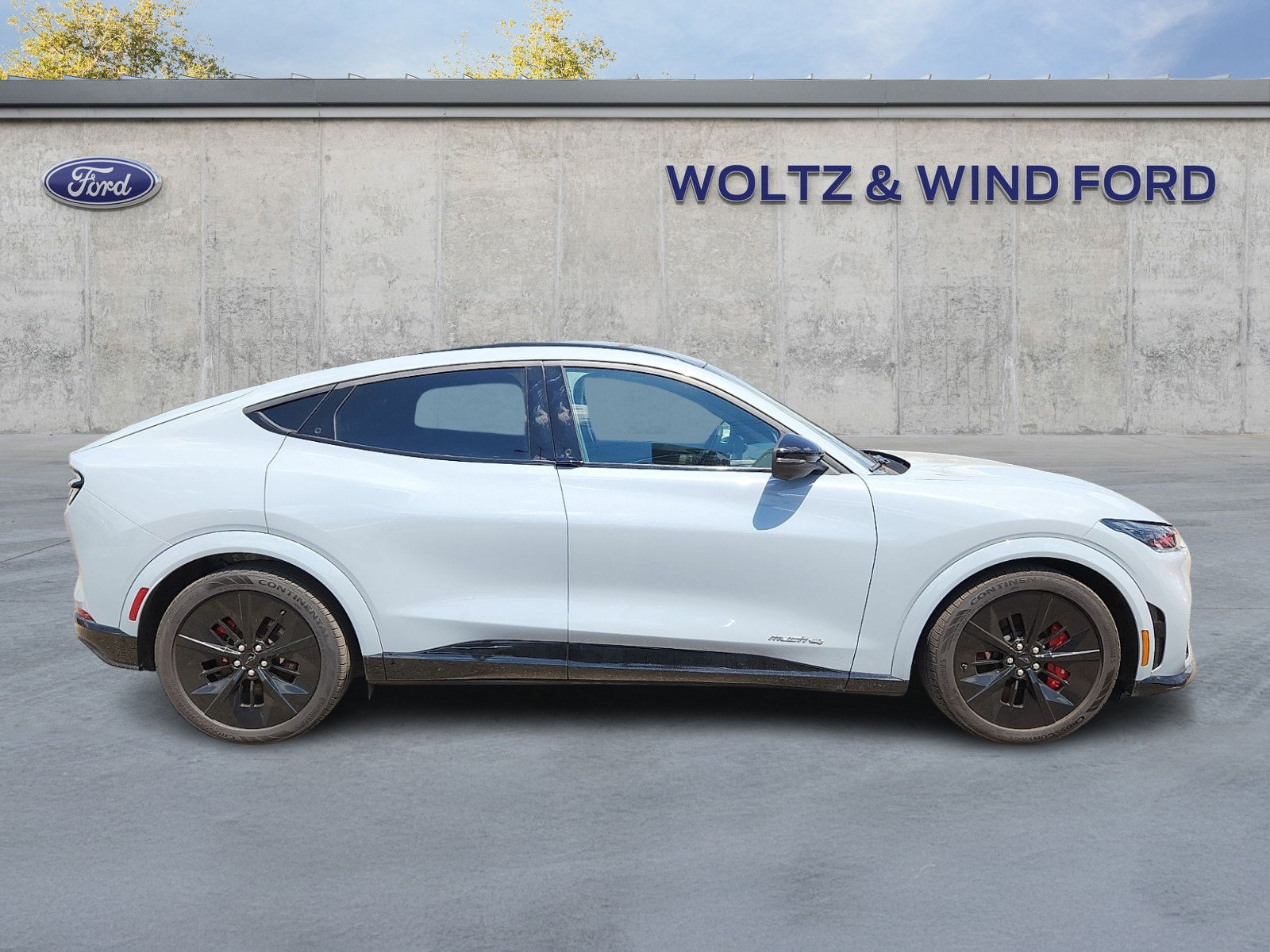 Used 2025 Ford Mustang Mach-E GT AWD/4WD image 7