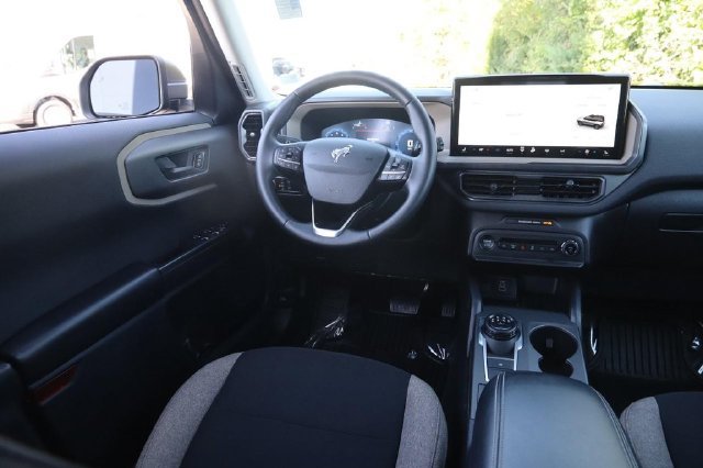 Used 2025 Ford Bronco Sport Big Bend w/ Convenience Package AWD/4WD image 24
