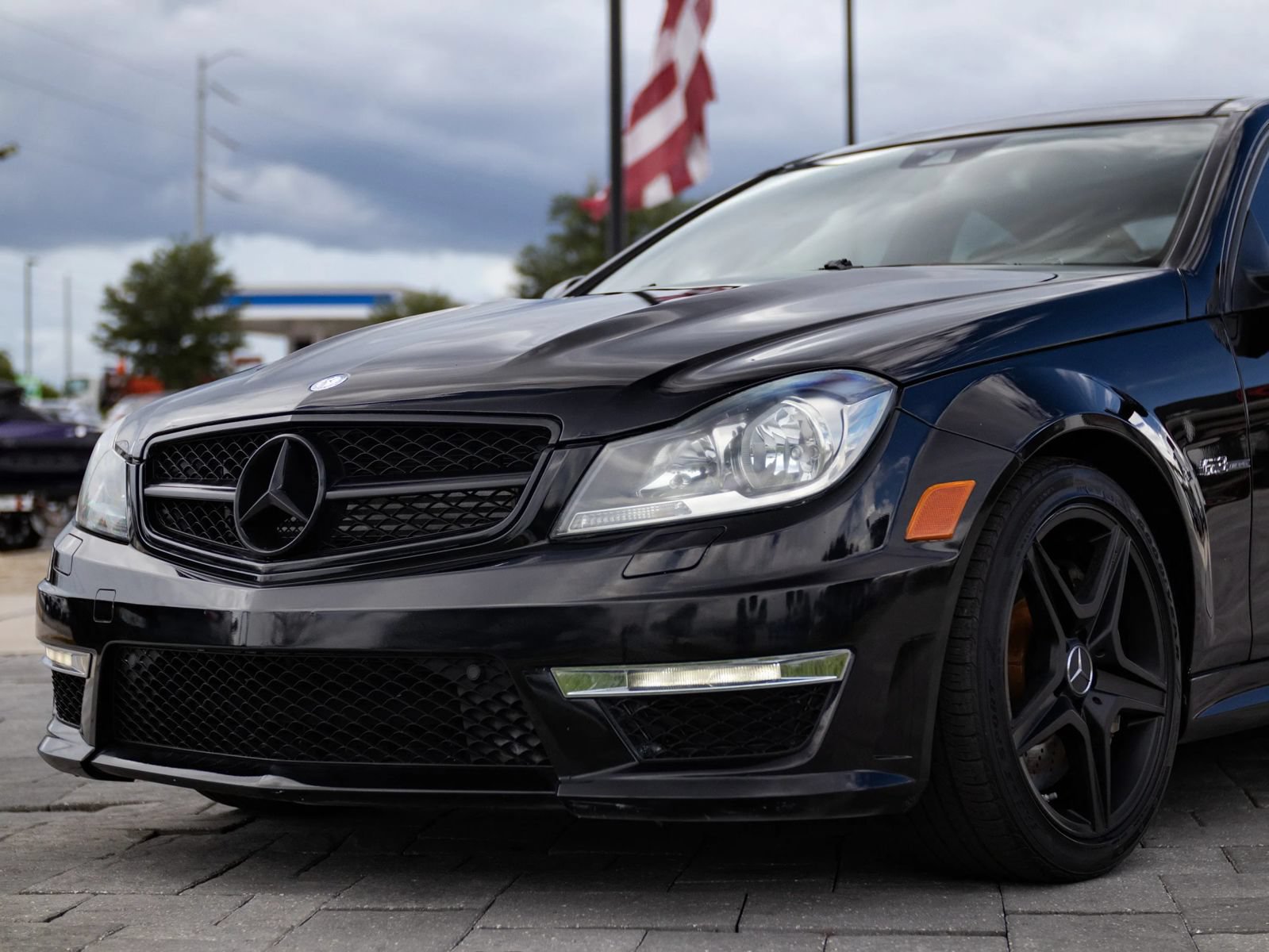 Used 2012 Mercedes-Benz C 63 AMG Coupe w/ Comand Single Disc Pkg image 5