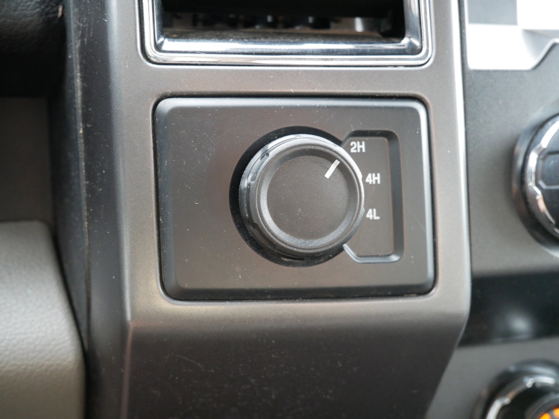 Used 2020 Ford F150 XLT w/ Equipment Group 301A Mid image 25