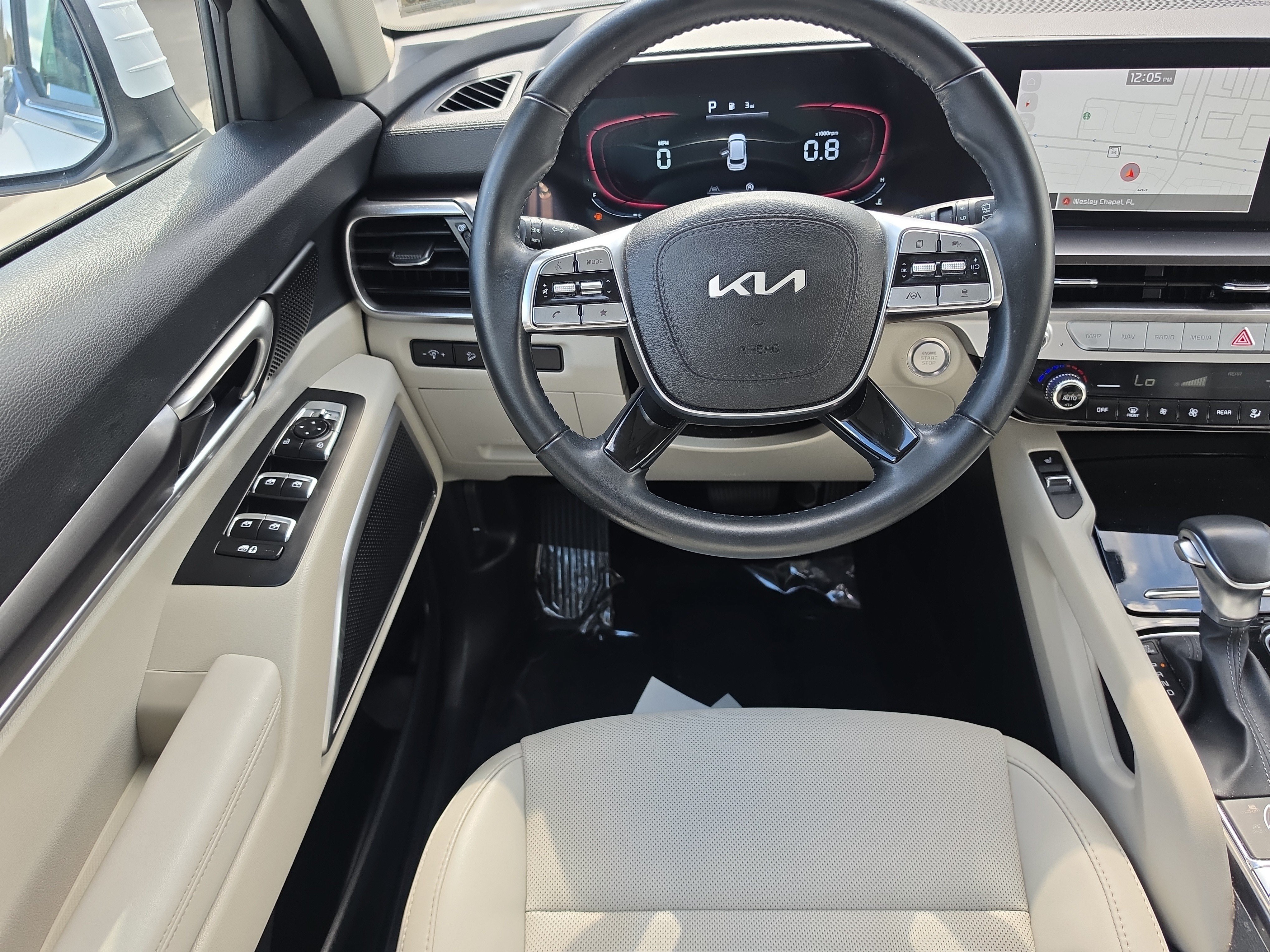 Certified 2024 Kia Telluride S w/ S Sunroof Package AWD/4WD image 12