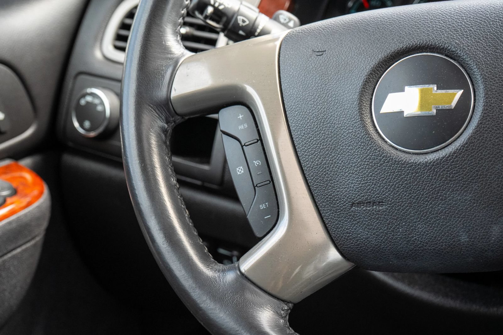 Used 2013 Chevrolet Tahoe LT w/ Texas Edition RWD image 30