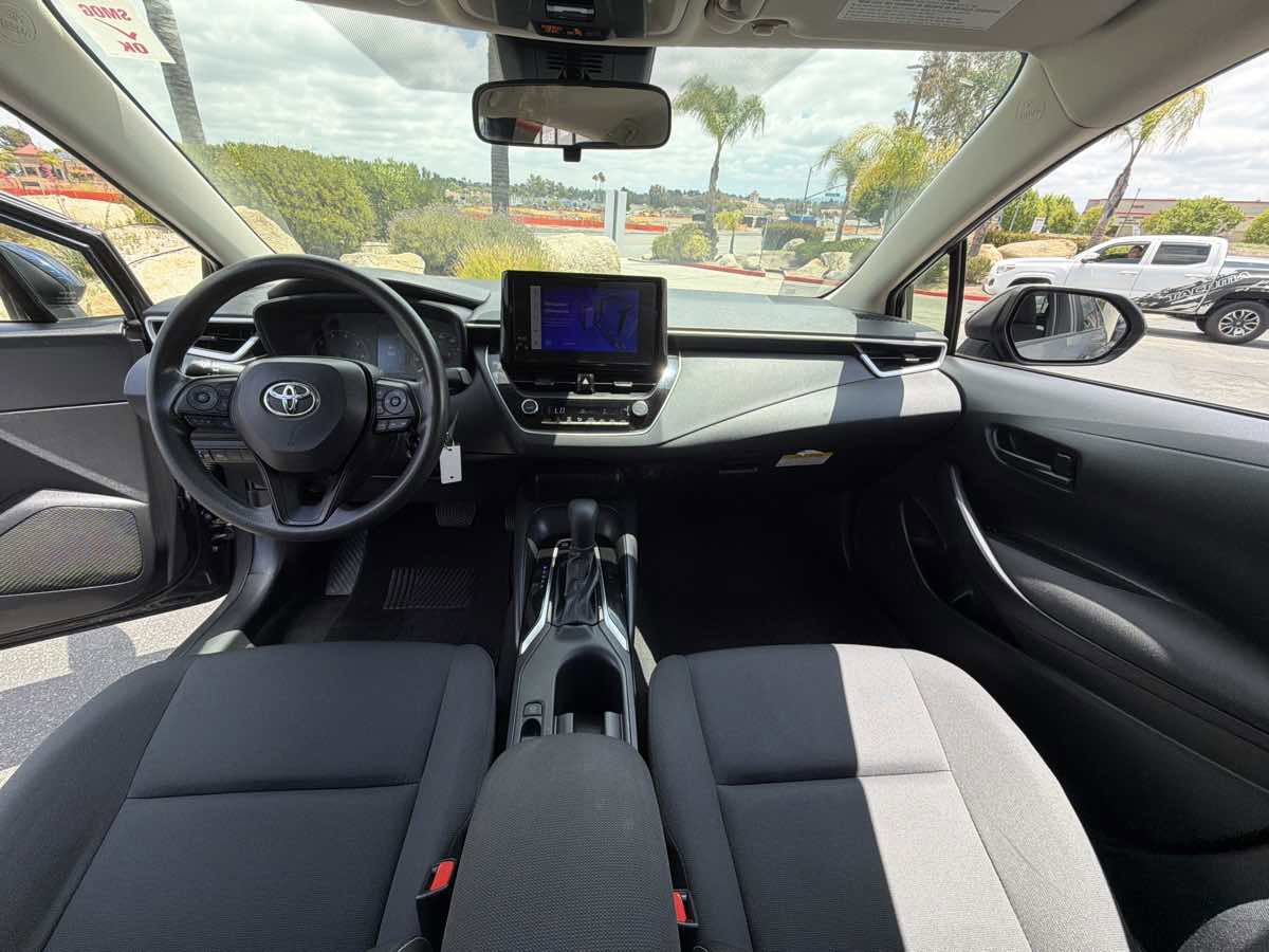 Used 2023 Toyota Corolla LE FWD image 15