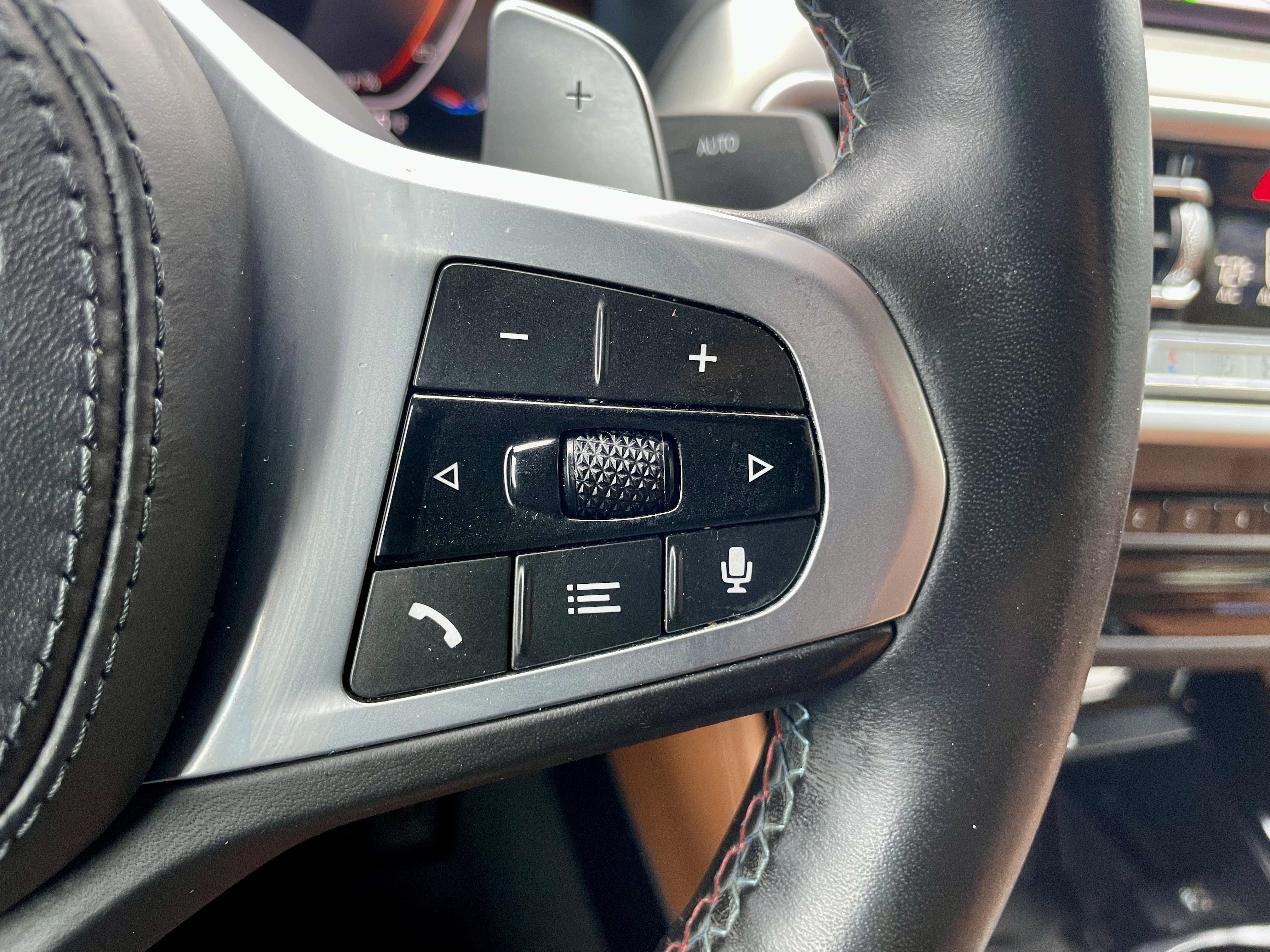 Used 2022 BMW X4 M40i w/ Premium Package image 22