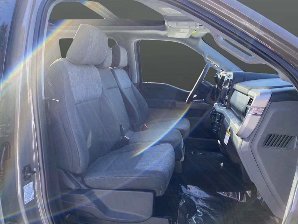 New 2026 Ford F250 XLT w/ XLT Premium Package AWD/4WD image 40