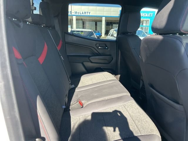 Used 2024 Chevrolet Colorado Z71 w/ Z71 Convenience Package 2 image 31