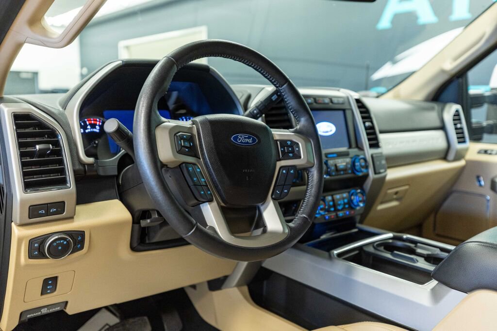 Used 2021 Ford F250 Lariat w/ Lariat Value Package image 11