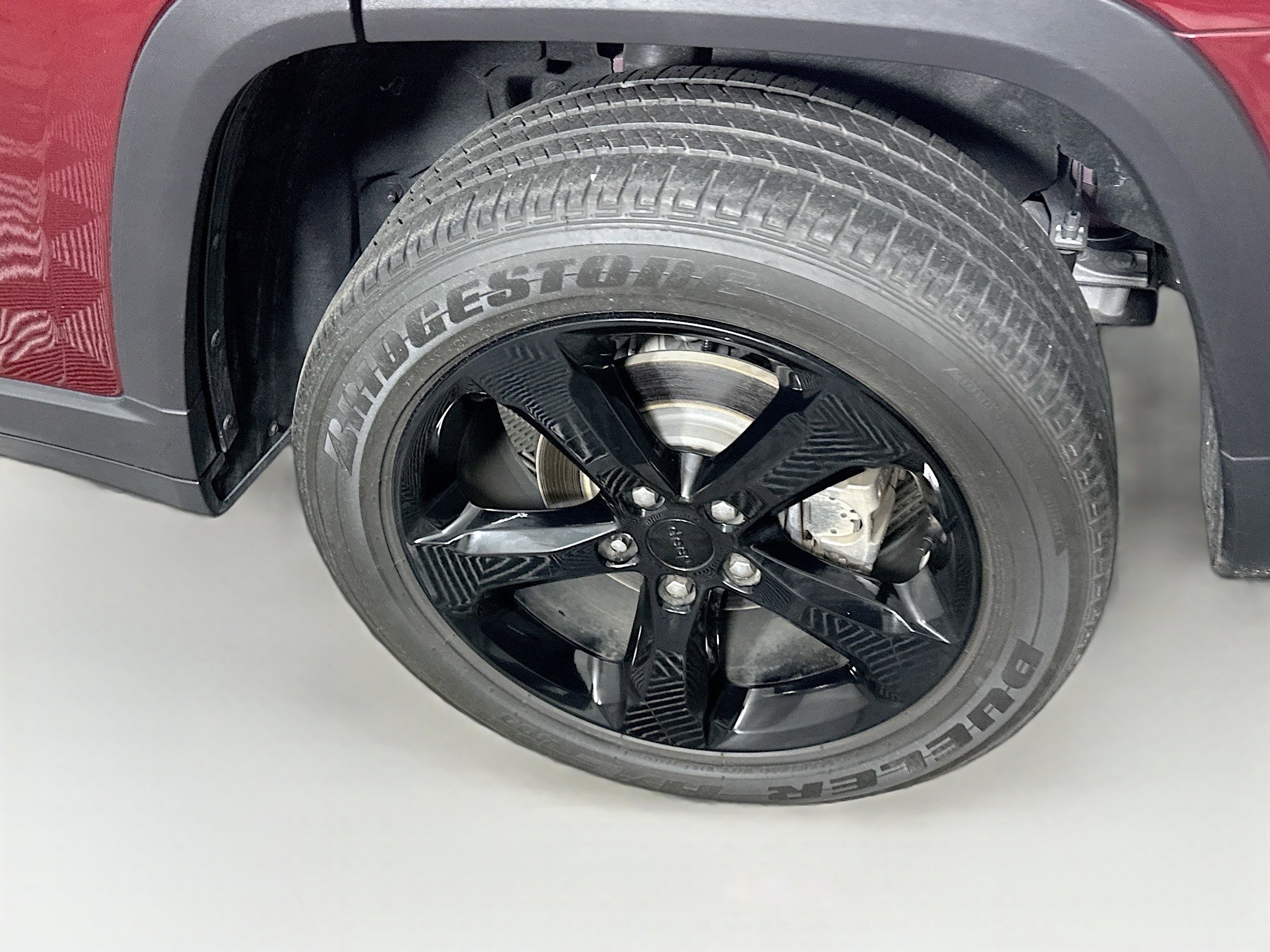 Used 2023 Jeep Grand Cherokee Altitude image 11