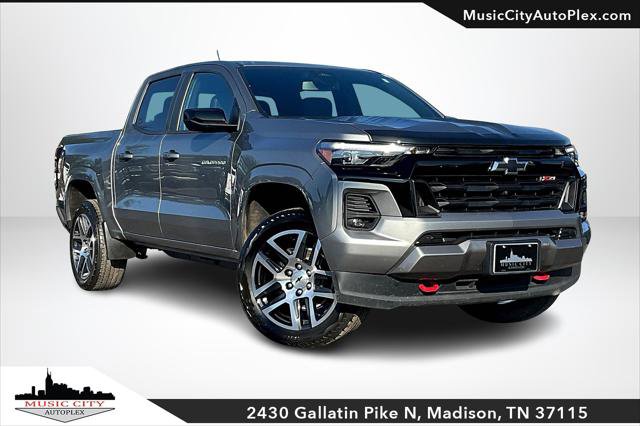 Used 2023 Chevrolet Colorado Z71 w/ Z71 Convenience Package 2
