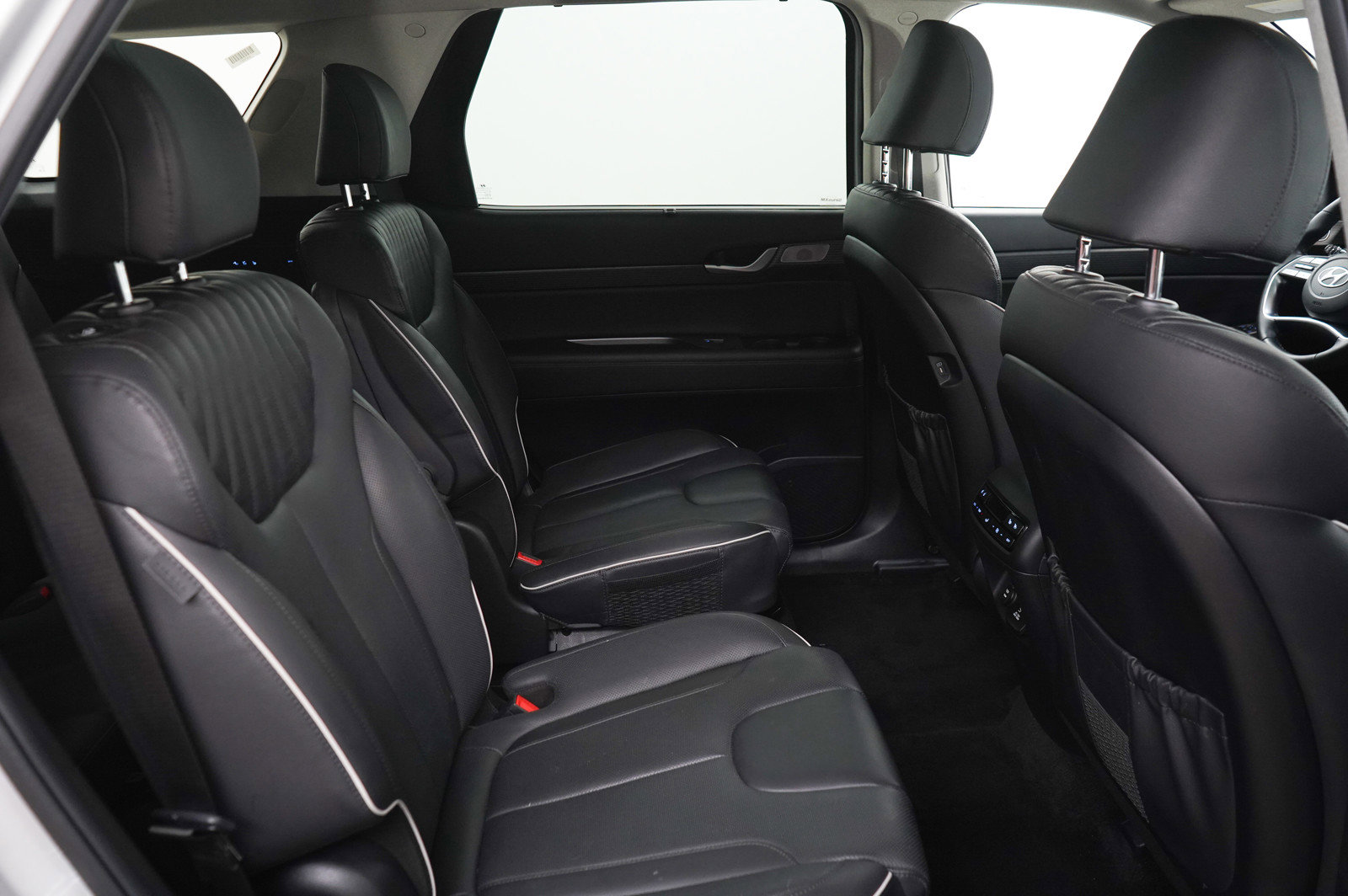 Used 2025 Hyundai Palisade Limited AWD/4WD image 12
