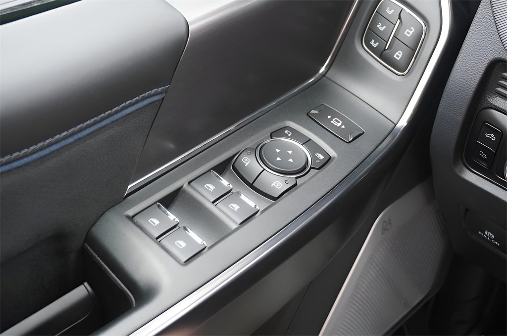 New 2026 Ford F350 Platinum image 30
