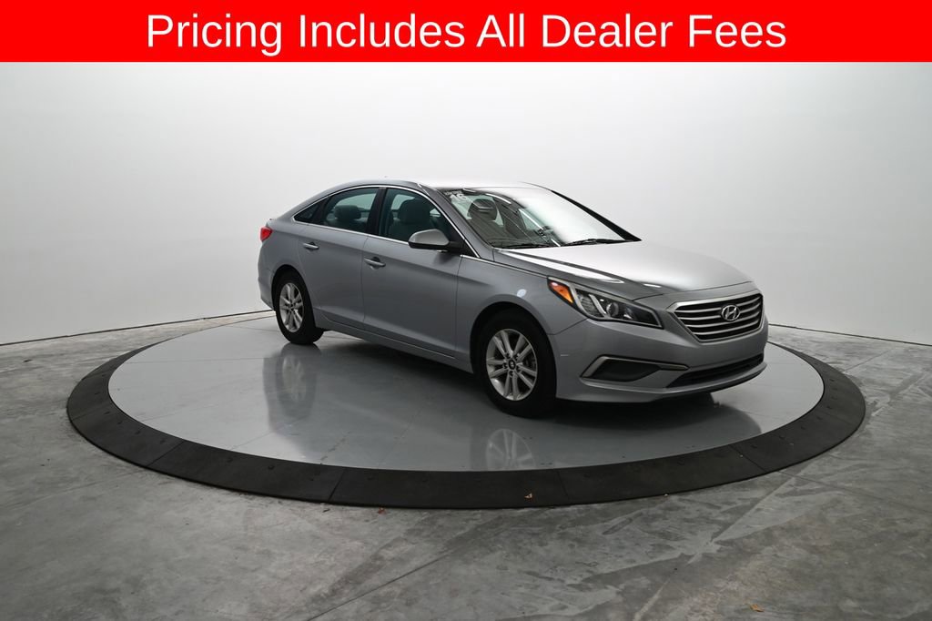 Used 2016 Hyundai Sonata SE FWD image 3