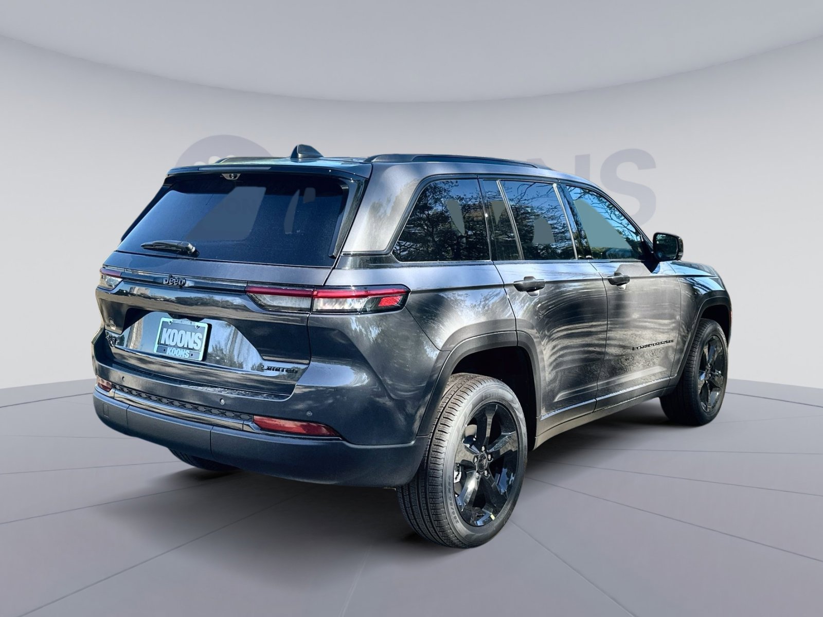 New 2025 Jeep Grand Cherokee Limited w/ Luxury Tech Group II image 7