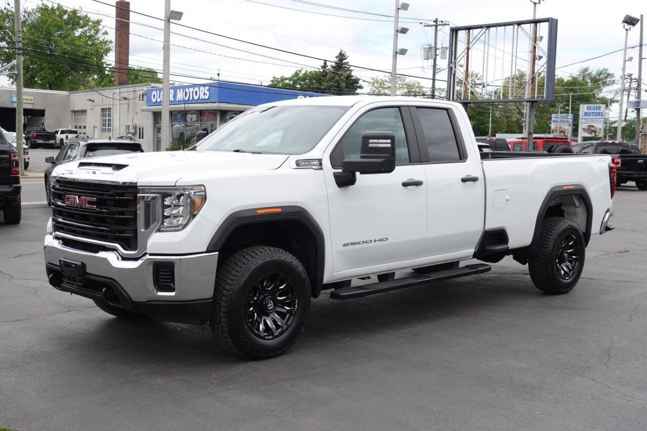 Used 2023 GMC Sierra 2500 Pro w/ Convenience Package AWD/4WD image 1