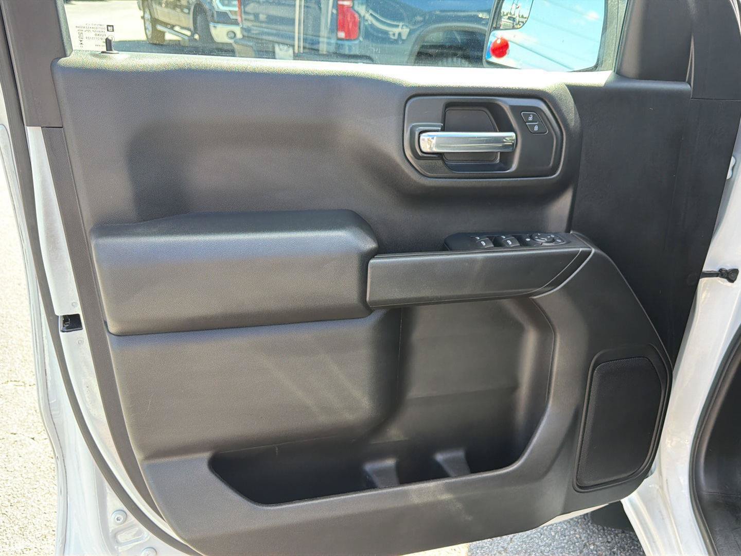 Used 2024 Chevrolet Silverado 1500 Custom w/ Turbomax Blackout Package AWD/4WD image 16