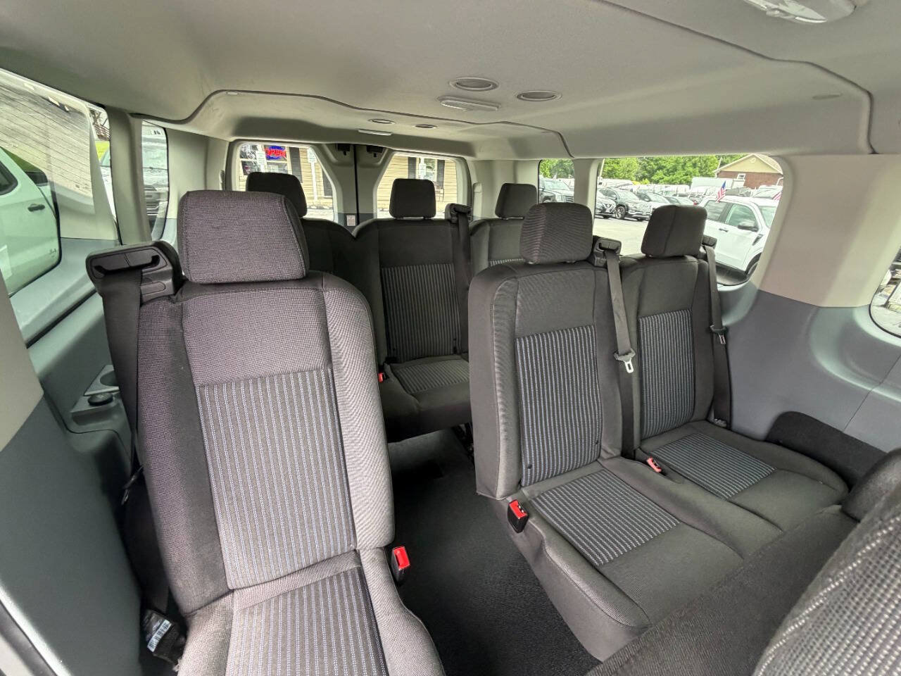 Used 2018 Ford Transit 350 XL RWD image 22