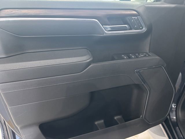 Used 2025 GMC Sierra 1500 SLT image 11