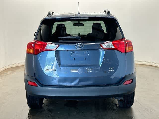 Used 2014 Toyota RAV4 LE AWD/4WD image 4