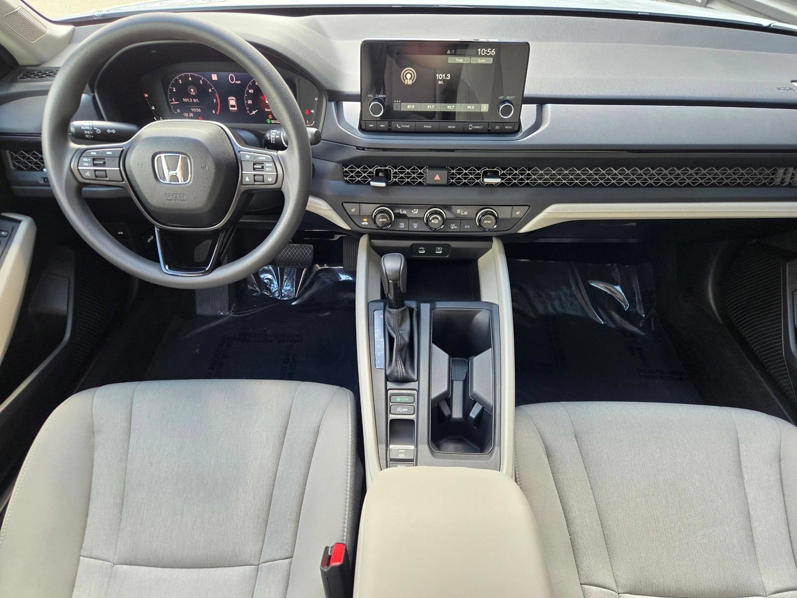 Used 2025 Honda Accord SE image 13
