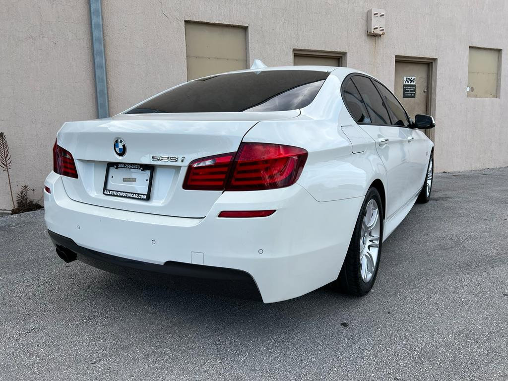 Used 2012 BMW 528i Sedan image 8