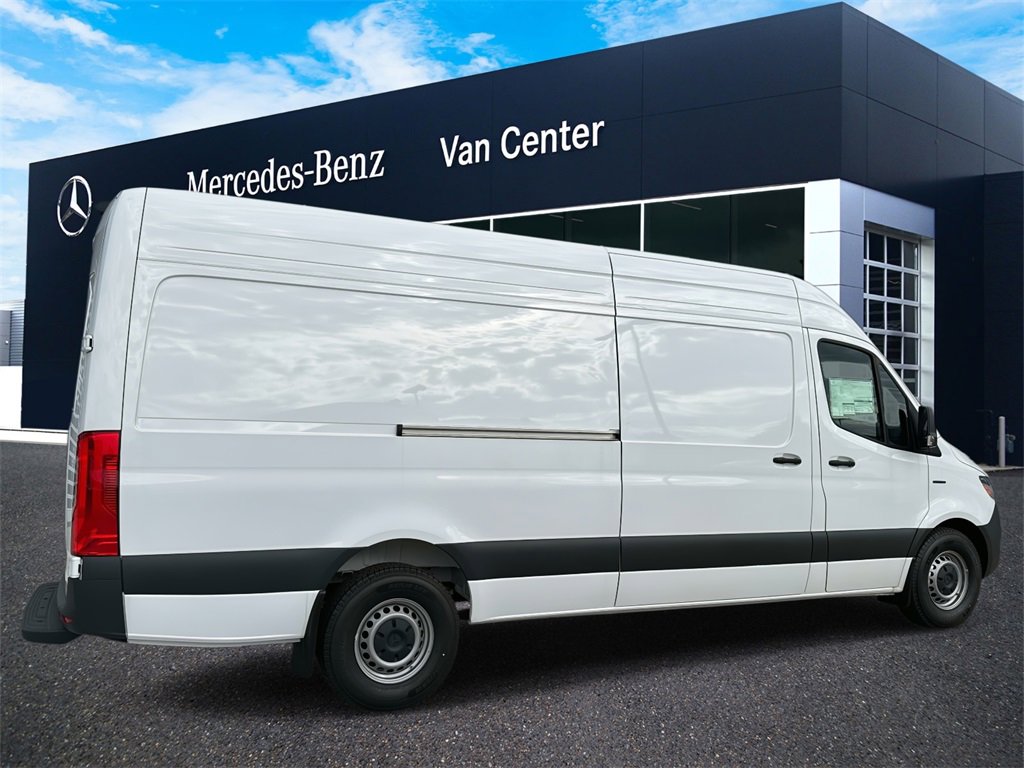 New 2024 Mercedes-Benz eSprinter 170 Cargo image 3