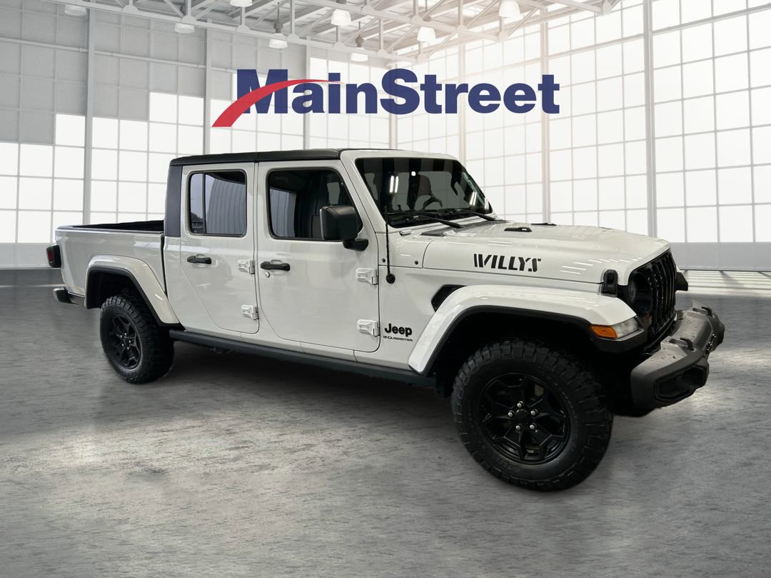 Used 2023 Jeep Gladiator Sport image 7