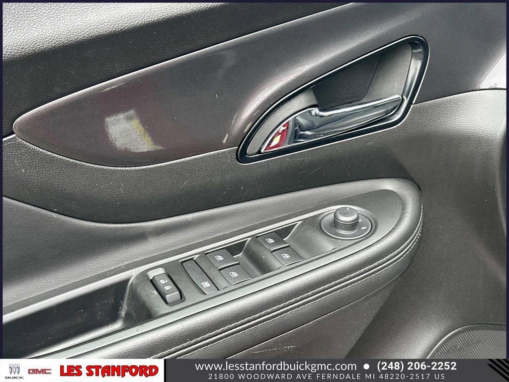 Used 2022 Buick Encore Preferred w/ Safety Package AWD/4WD image 17