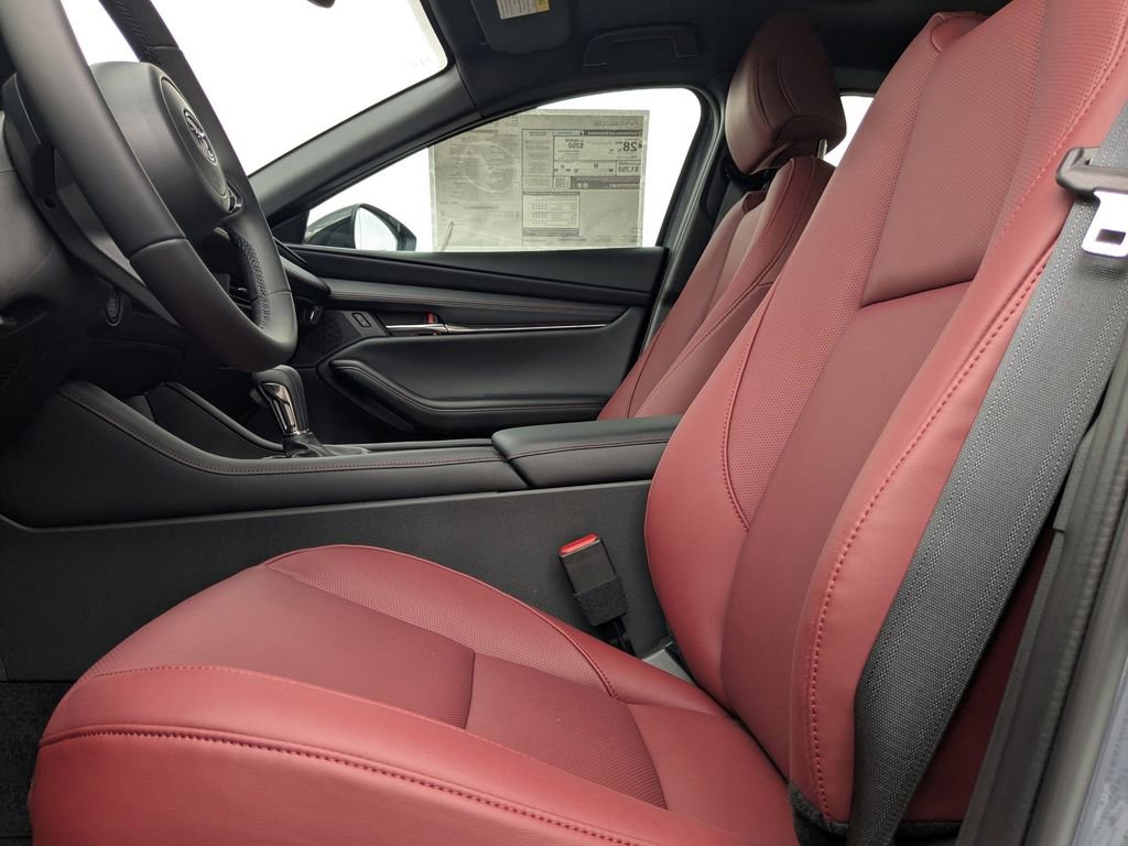 New 2026 MAZDA MAZDA3 Carbon image 21