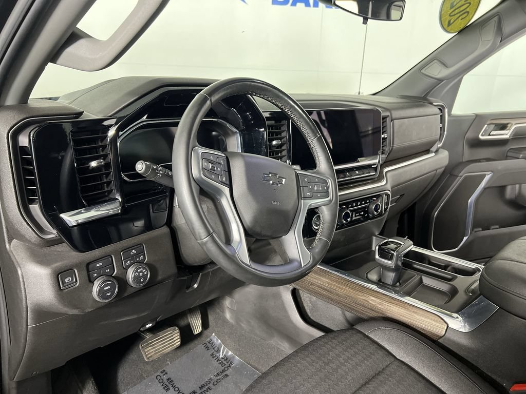 Used 2023 Chevrolet Silverado 1500 RST w/ Protection Package AWD/4WD image 10