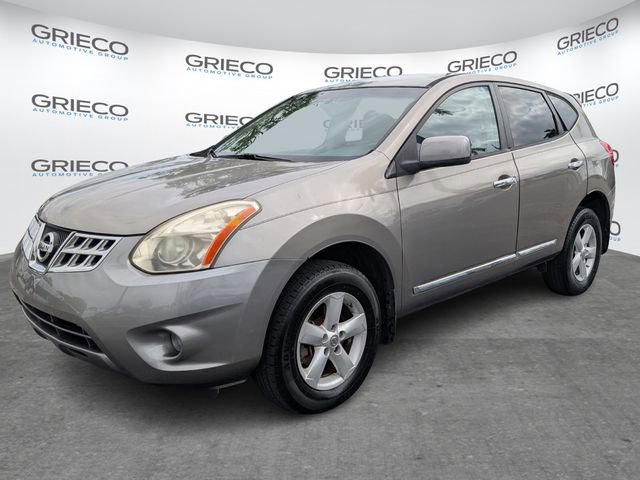 Used 2013 Nissan Rogue S w/ Special Edition Pkg FWD image 3