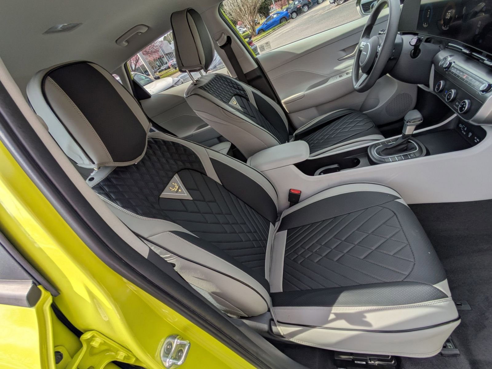 Used 2024 Hyundai Kona SE image 27