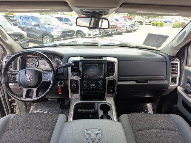 Used 2018 RAM 2500 SLT w/ Luxury Group AWD/4WD image 18