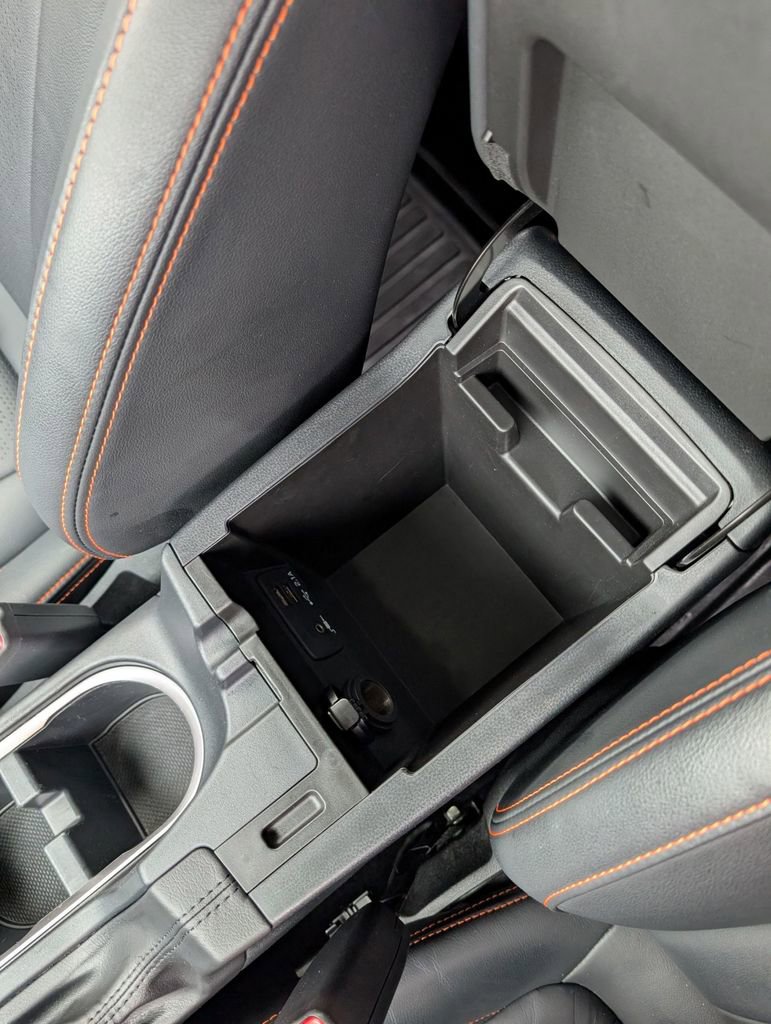 Used 2019 Subaru Crosstrek 2.0i Limited w/ Moonroof Package w/Navigation image 38