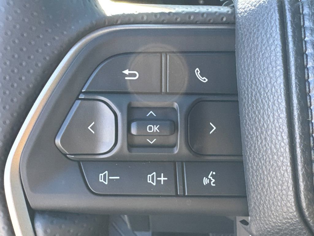 New 2025 Toyota 4Runner Limited AWD/4WD image 25