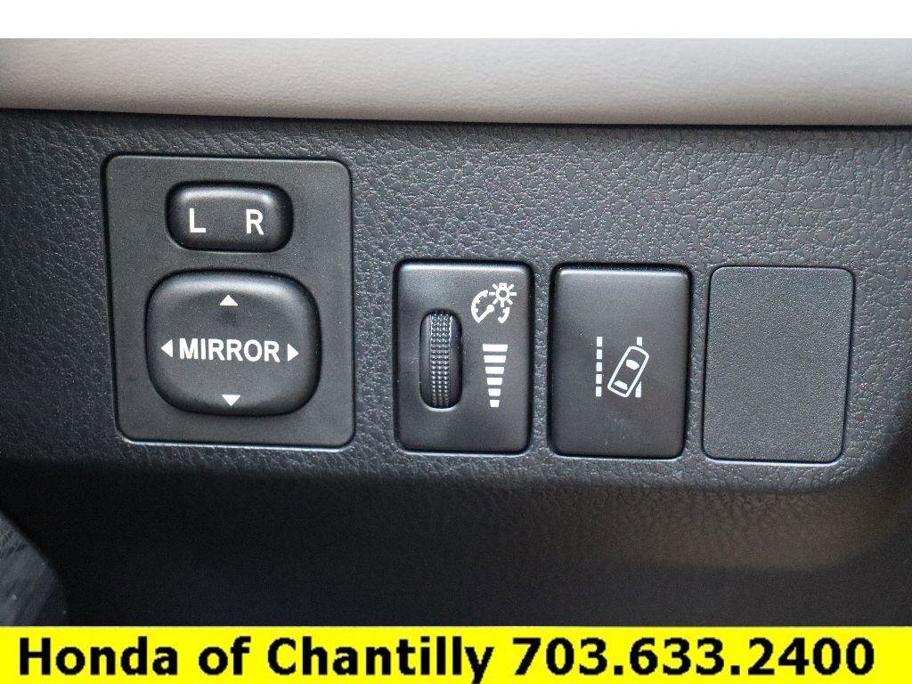 Used 2018 Toyota RAV4 Limited w/ All Weather Liner Package image 18